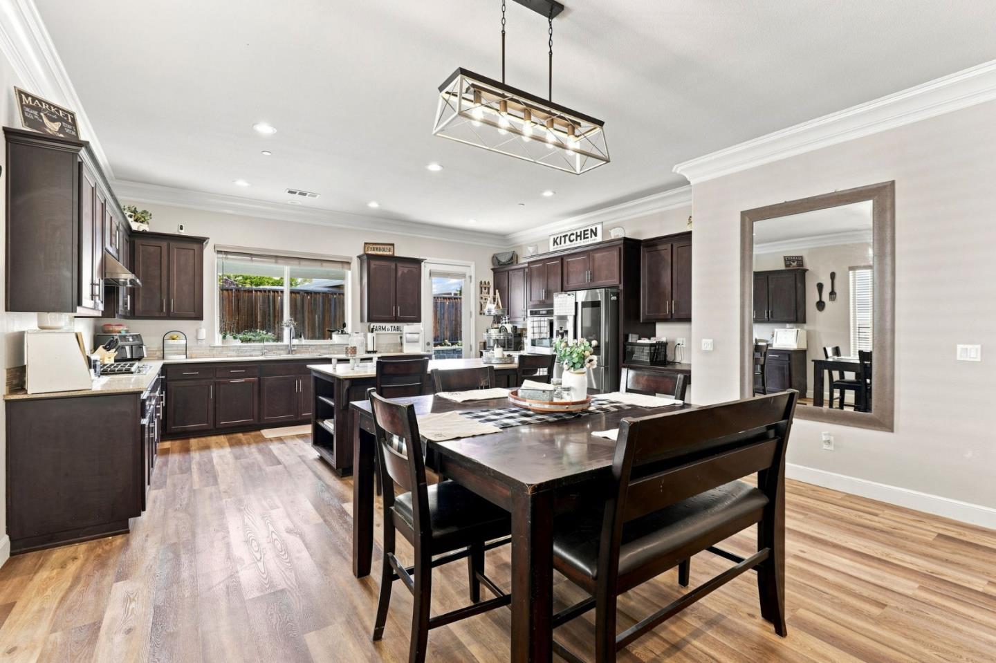 911 Trinity Drive, Hollister, CA 95023