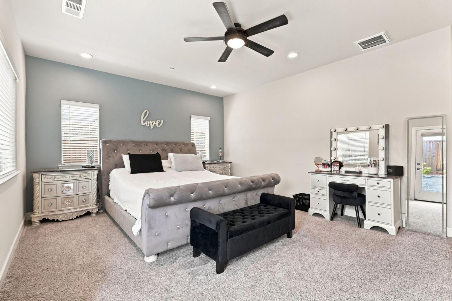 911 Trinity Drive, Hollister, CA 95023