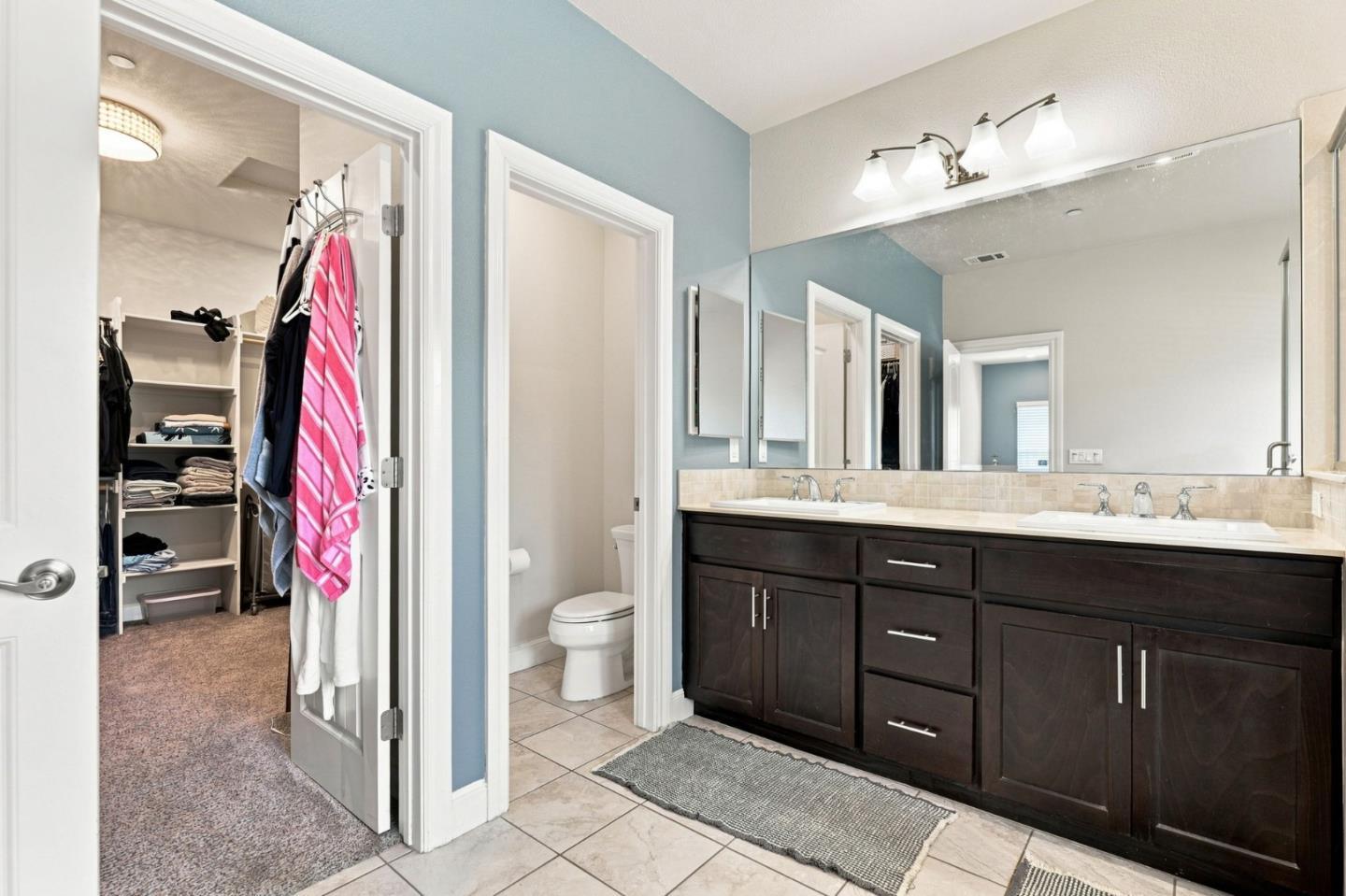 911 Trinity Drive, Hollister, CA 95023