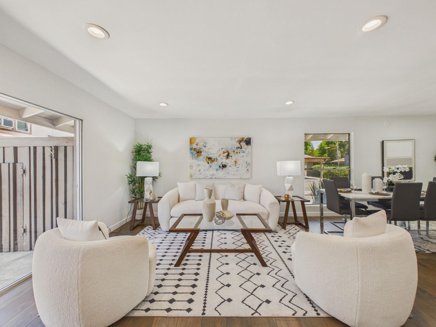 215 Red Oak Drive, #G, Sunnyvale, CA 94086
