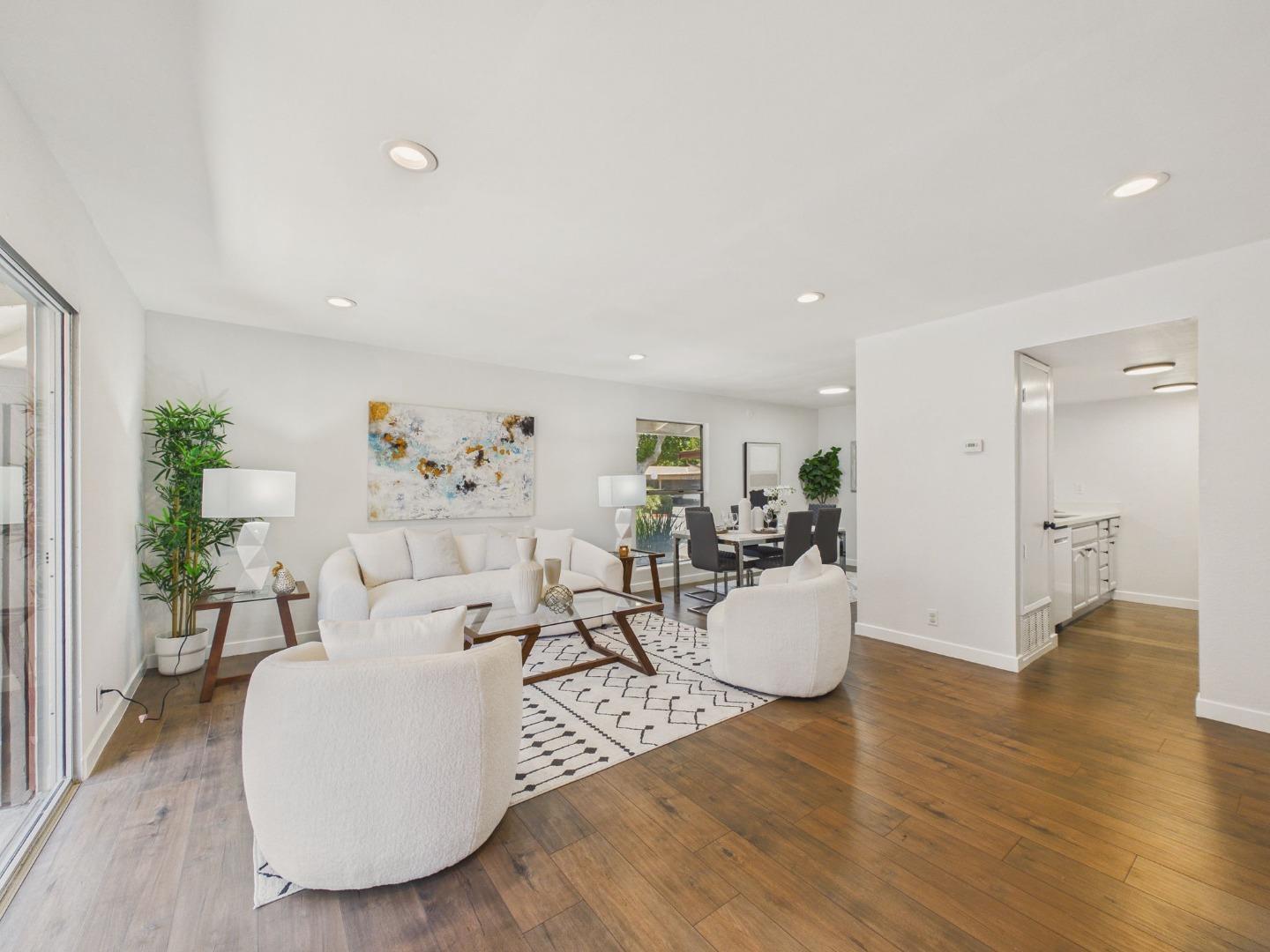 215 Red Oak Drive, #G, Sunnyvale, CA 94086
