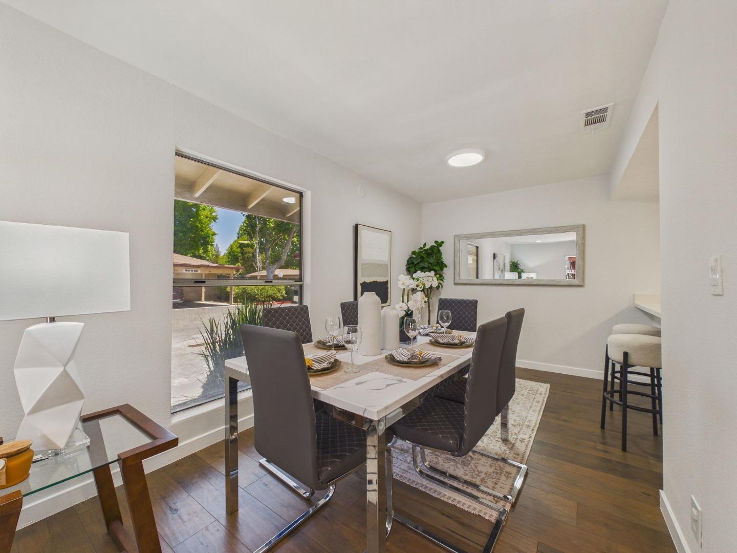 215 Red Oak Drive, #G, Sunnyvale, CA 94086