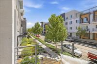 337 Llano De Los Robles Avenue, #7, SanJose, CA 95136