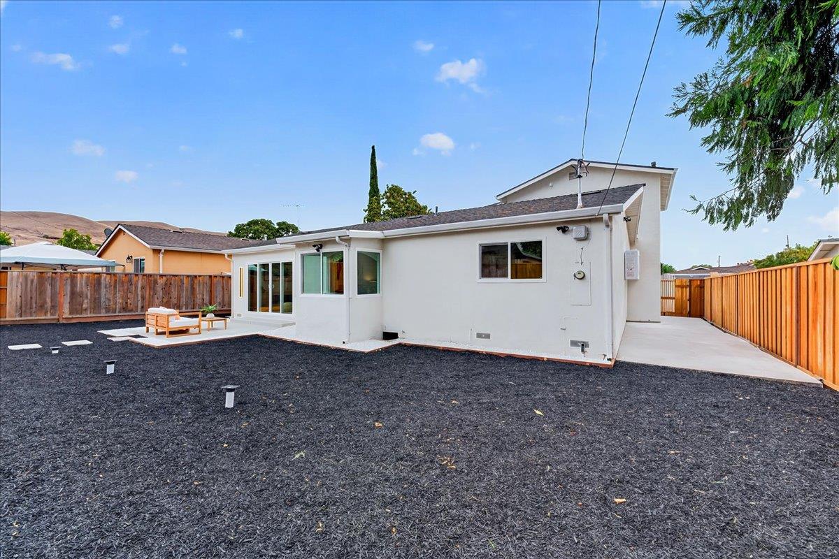 1821 Burley Drive, Milpitas, CA 95035
