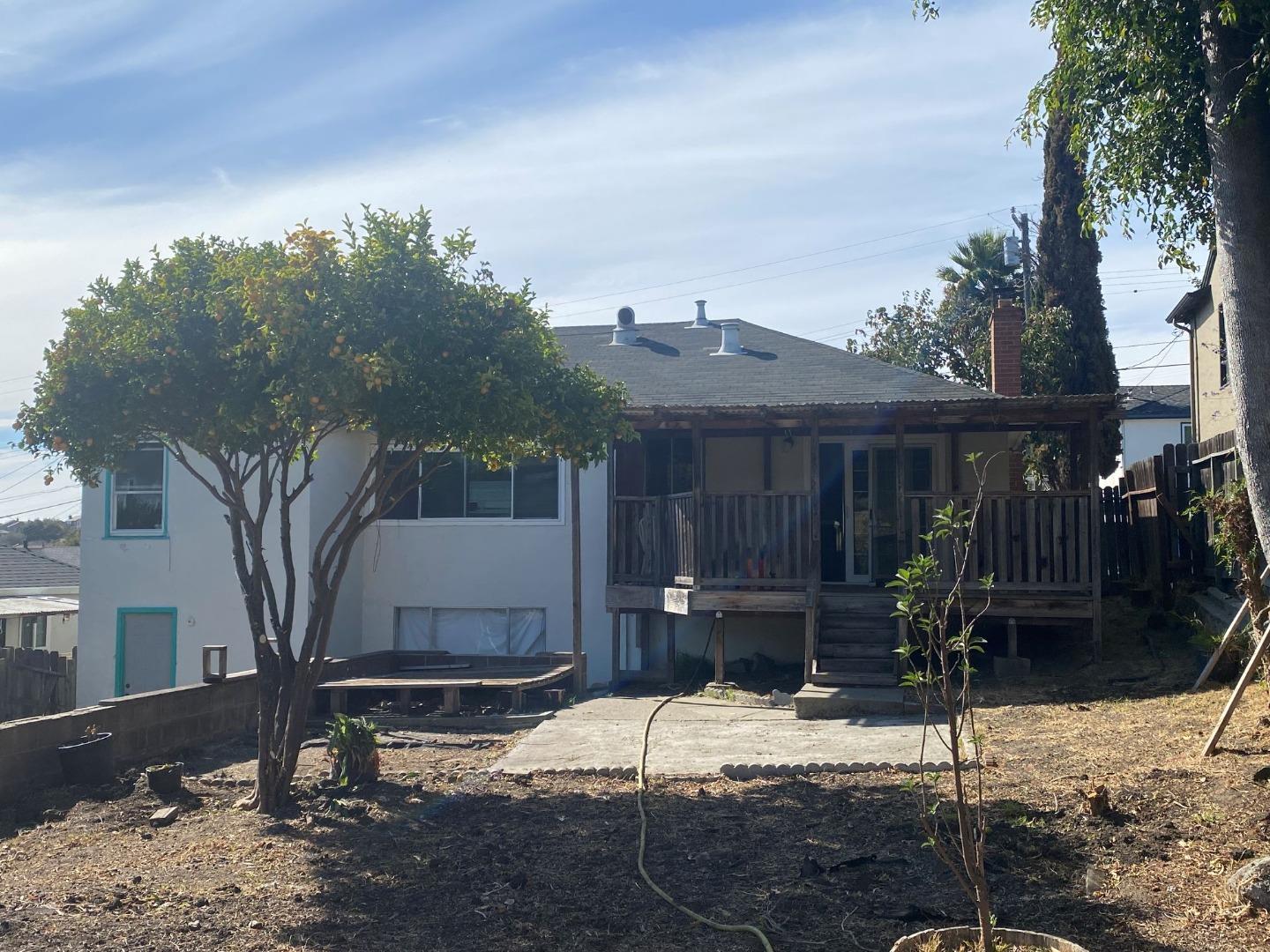 551 Vallejo Avenue, Rodeo, CA 94572