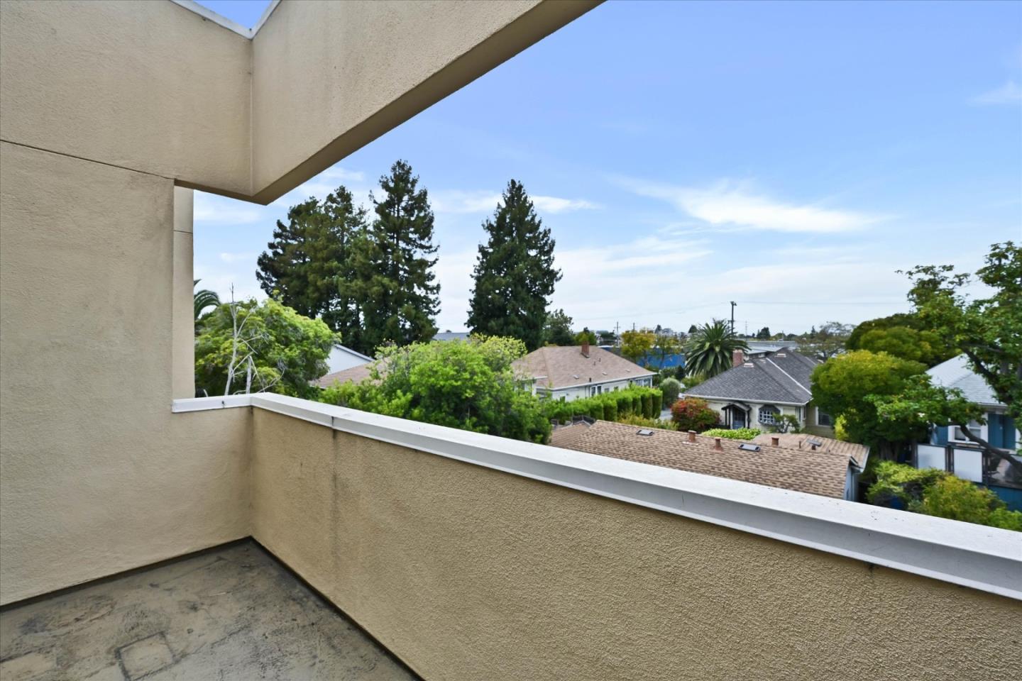 30 Lorton Avenue, #303, Burlingame, CA 94010