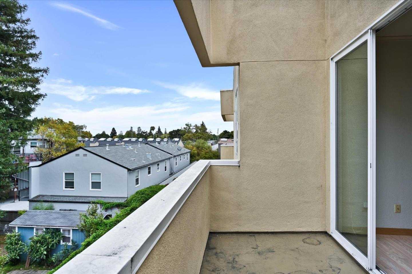30 Lorton Avenue, #303, Burlingame, CA 94010