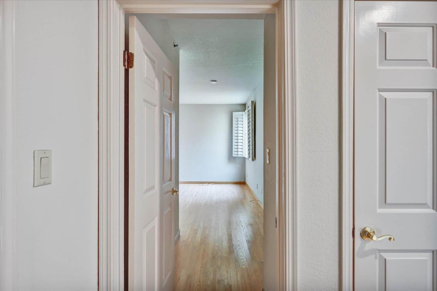 30 Lorton Avenue, #303, Burlingame, CA 94010