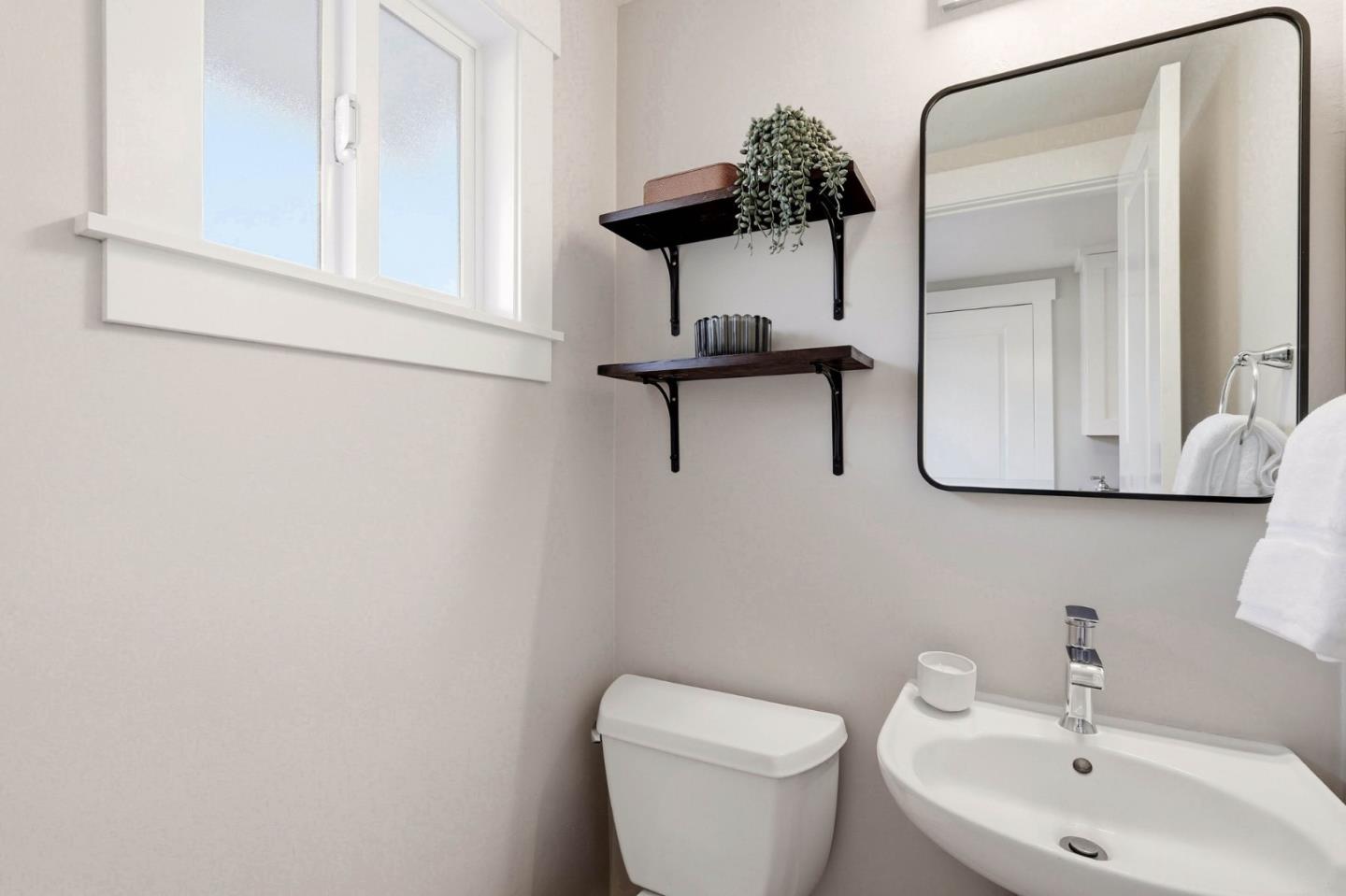 1594 Koch Lane, SanJose, CA 95125