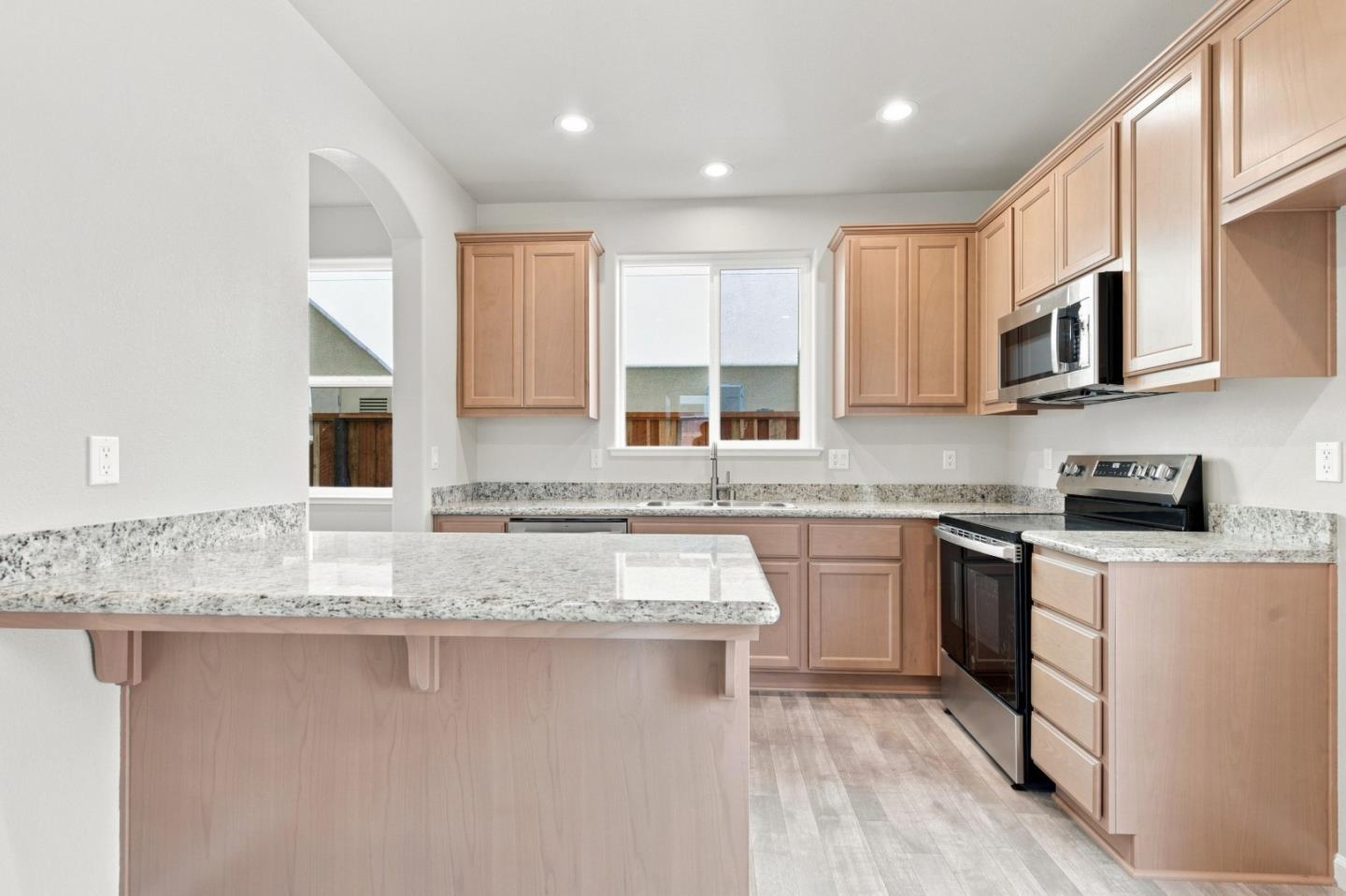 748 Aurora Way, KingCity, CA 93930