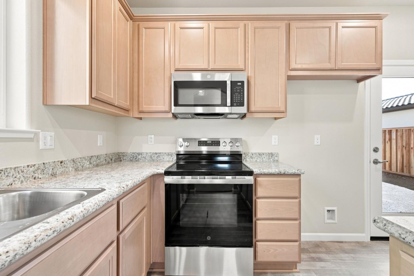 748 Aurora Way, KingCity, CA 93930