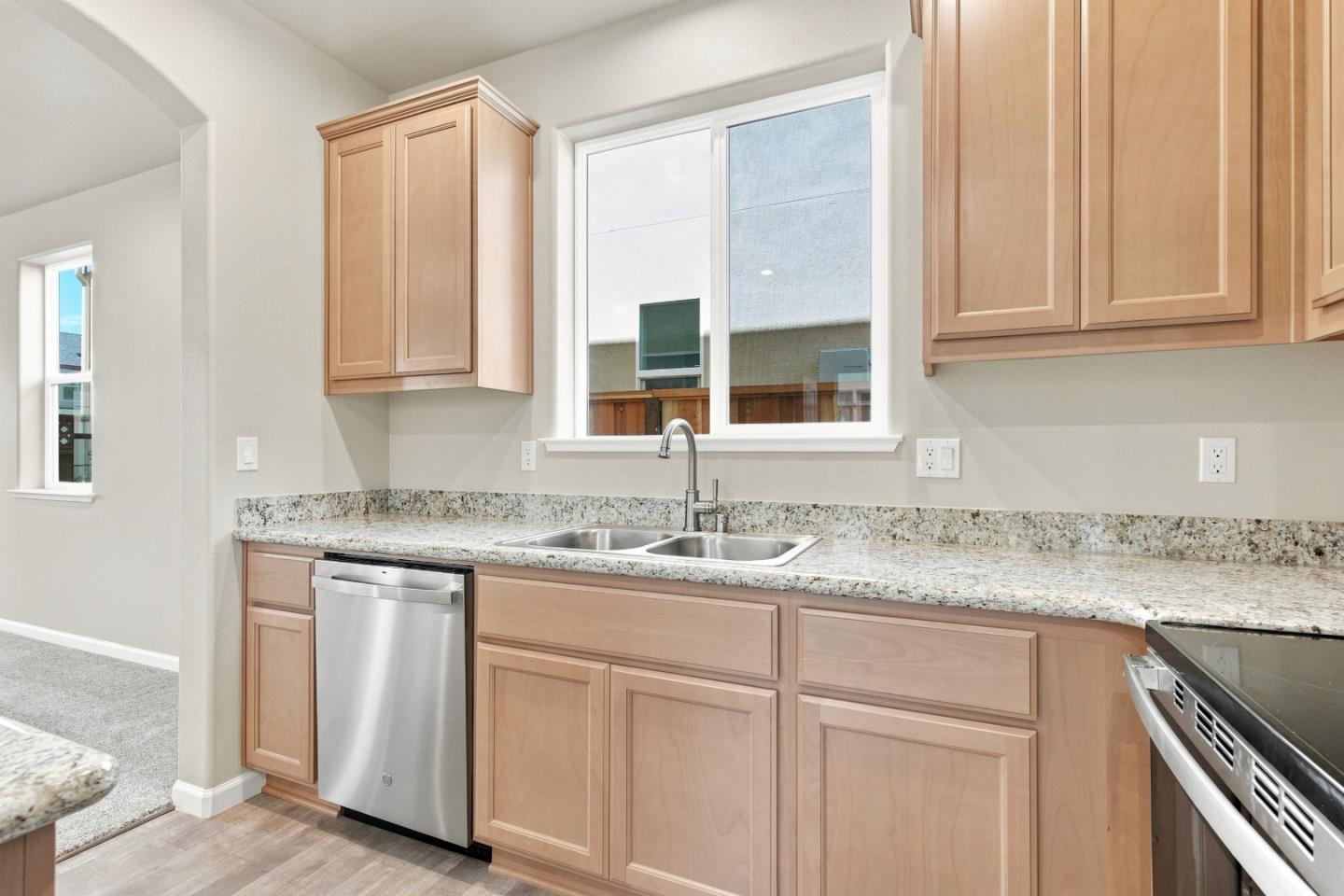 748 Aurora Way, KingCity, CA 93930