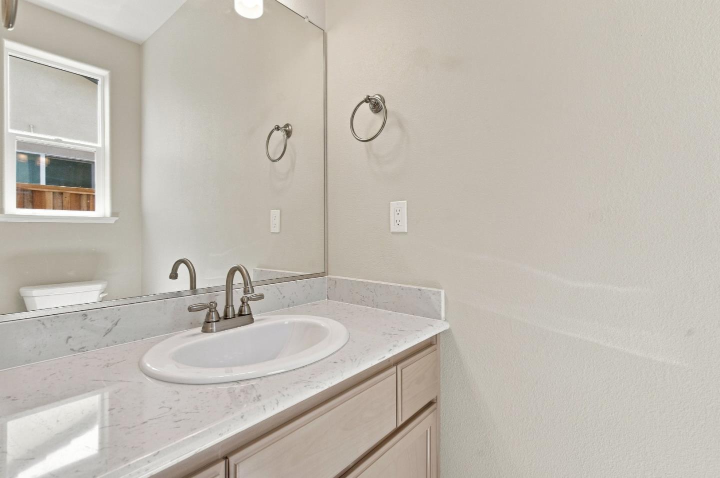 748 Aurora Way, KingCity, CA 93930