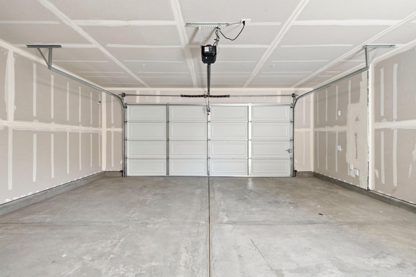 748 Aurora Way, KingCity, CA 93930