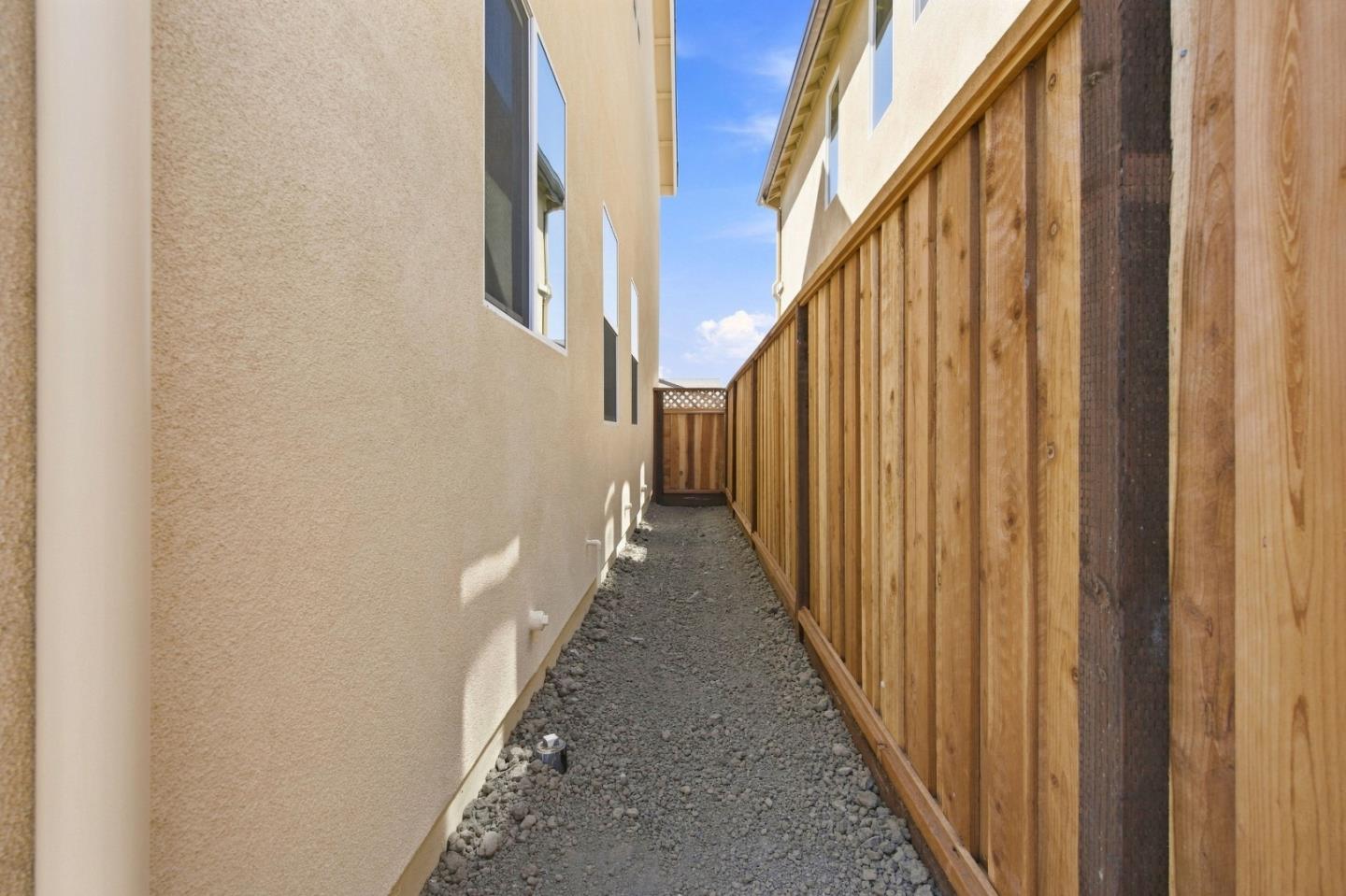 748 Aurora Way, KingCity, CA 93930