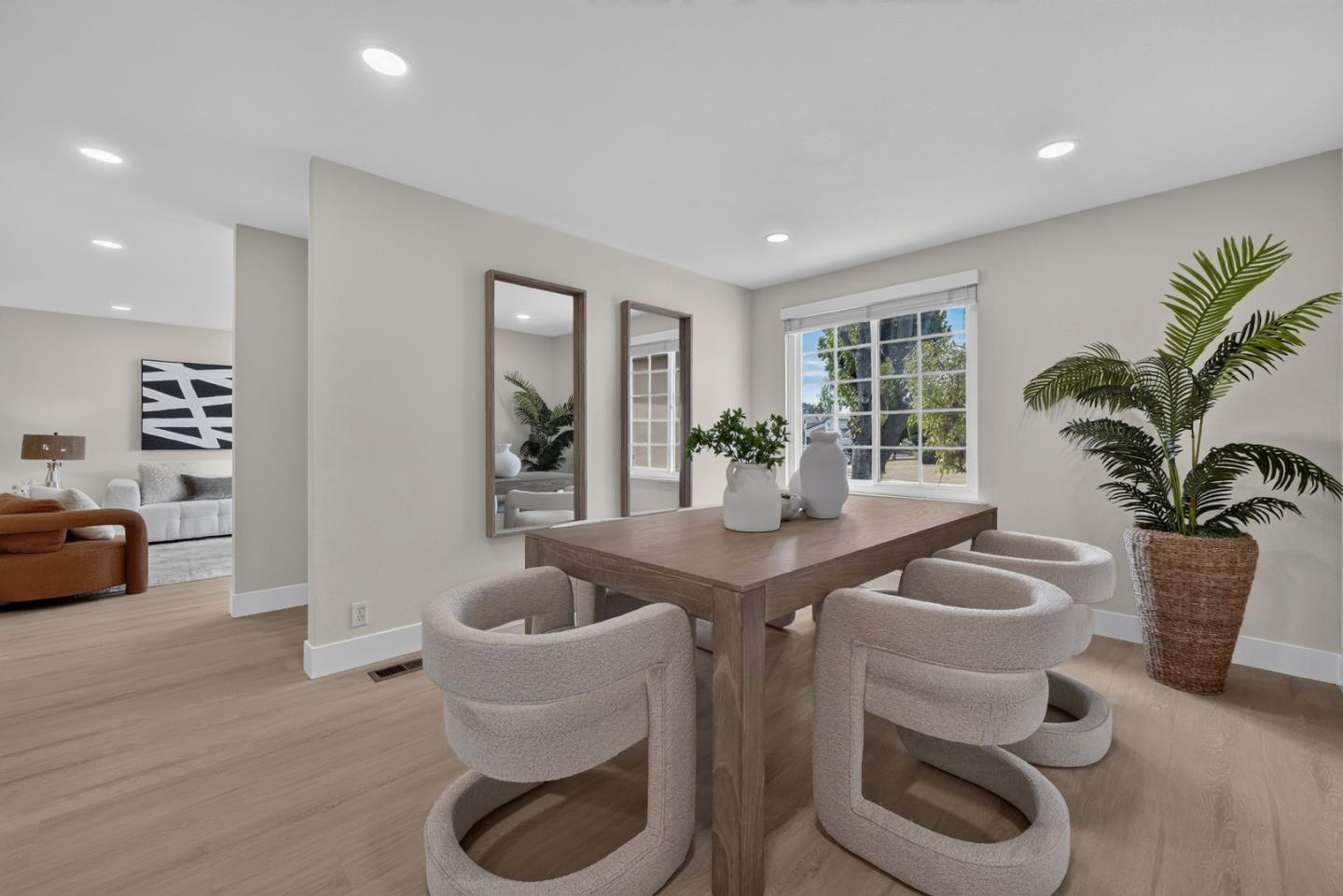 2589 Royal Ann Court, UnionCity, CA 94587