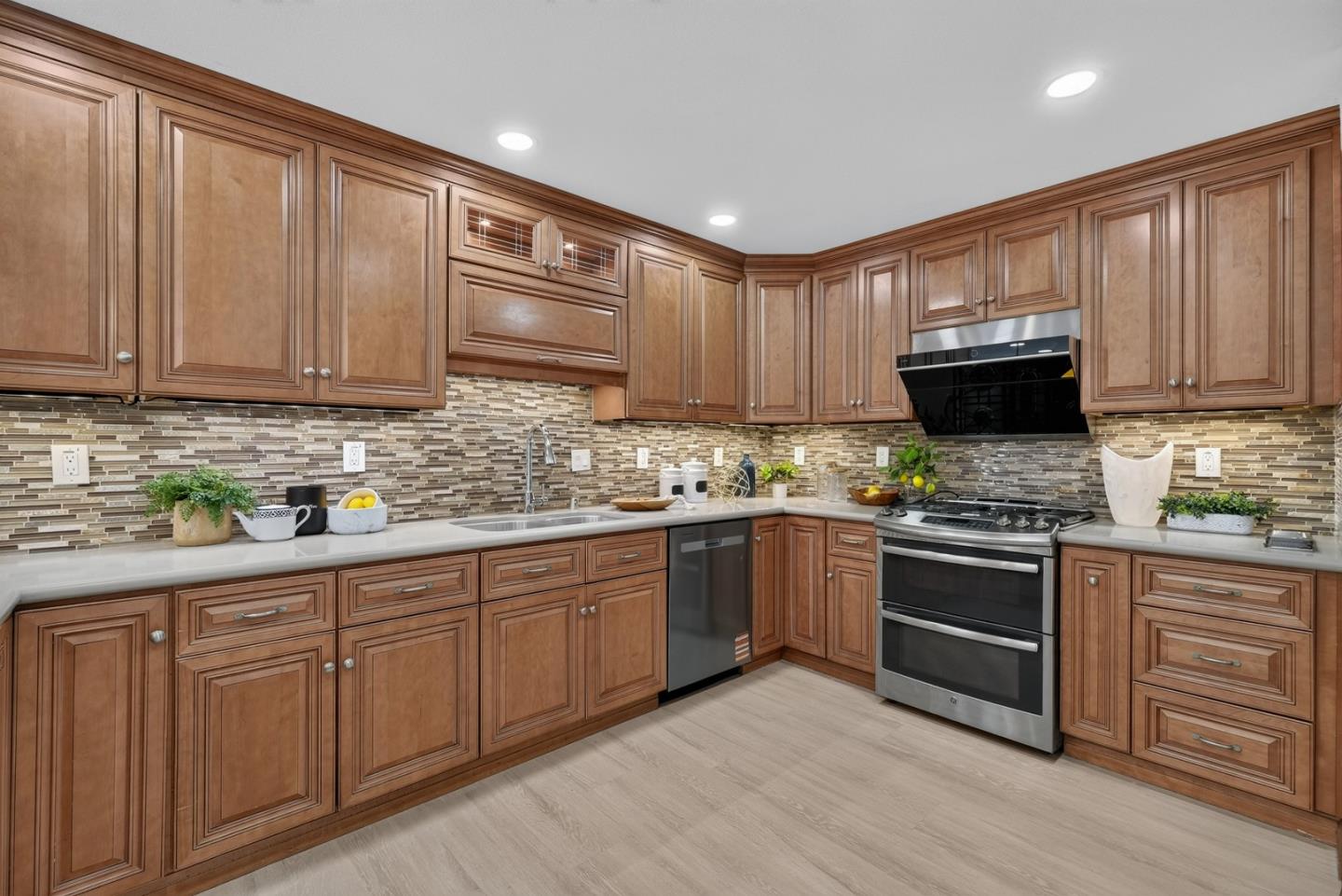 2589 Royal Ann Court, UnionCity, CA 94587