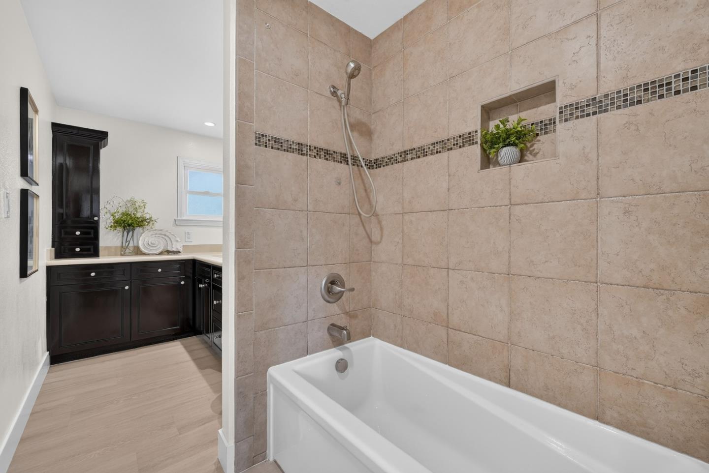 2589 Royal Ann Court, UnionCity, CA 94587