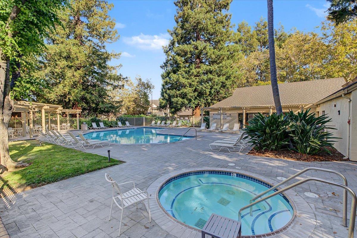 1327 Greenwich Court, SanJose, CA 95125