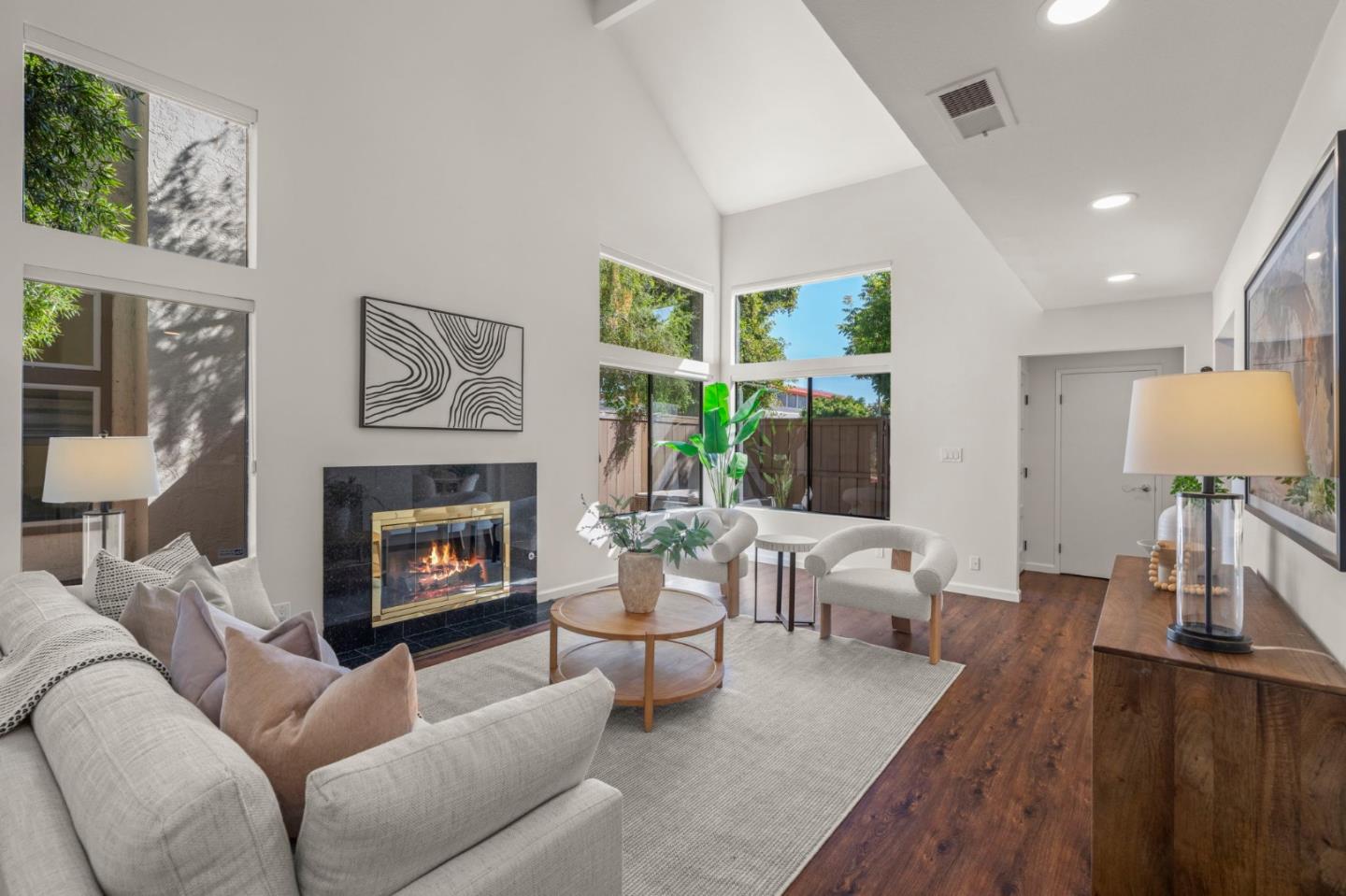 1327 Greenwich Court, SanJose, CA 95125