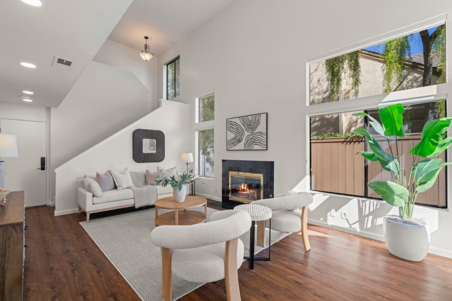 1327 Greenwich Court, SanJose, CA 95125
