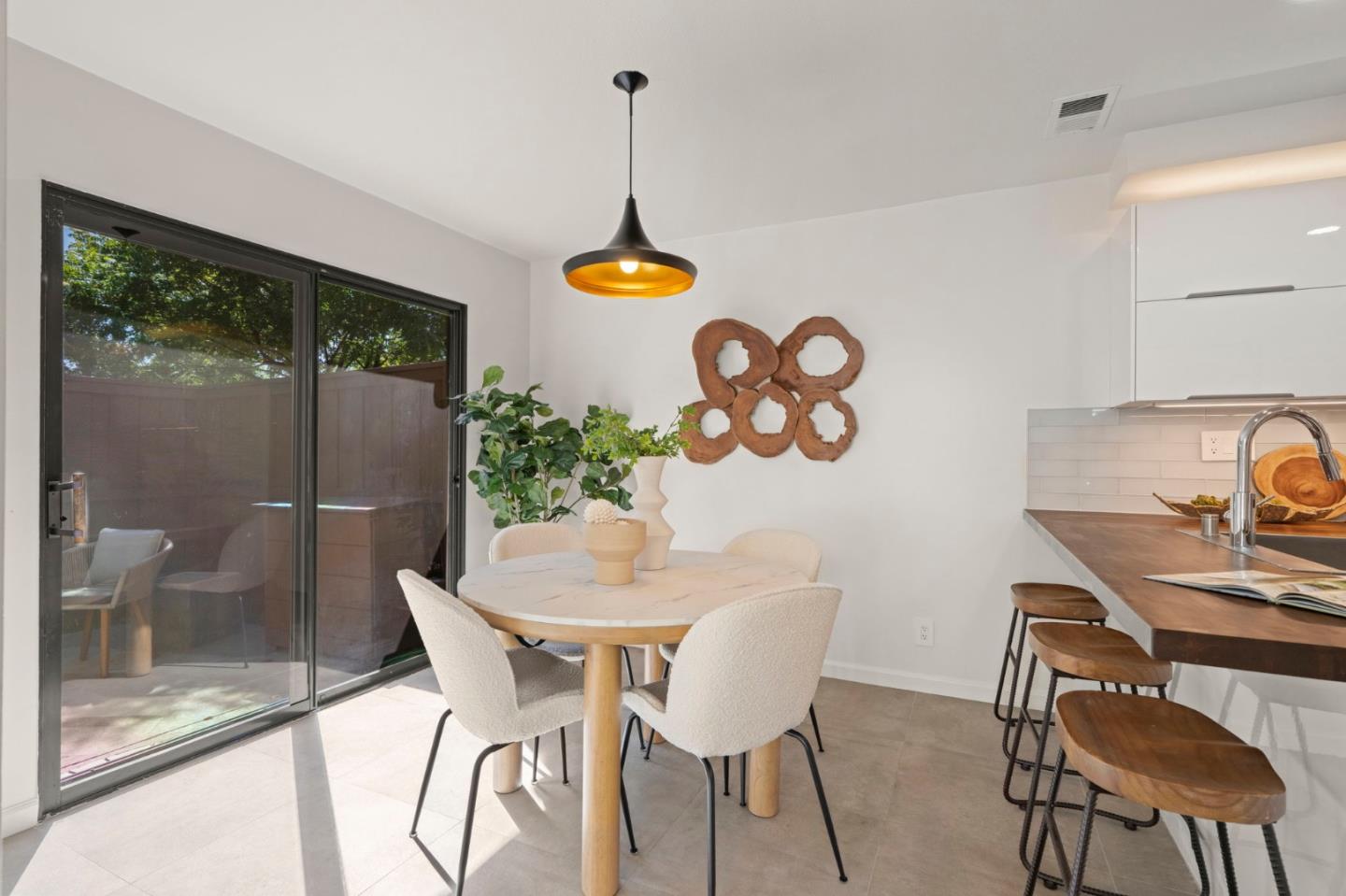 1327 Greenwich Court, SanJose, CA 95125