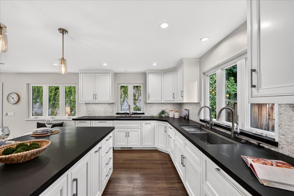 2705 Ramos Court, MountainView, CA 94040