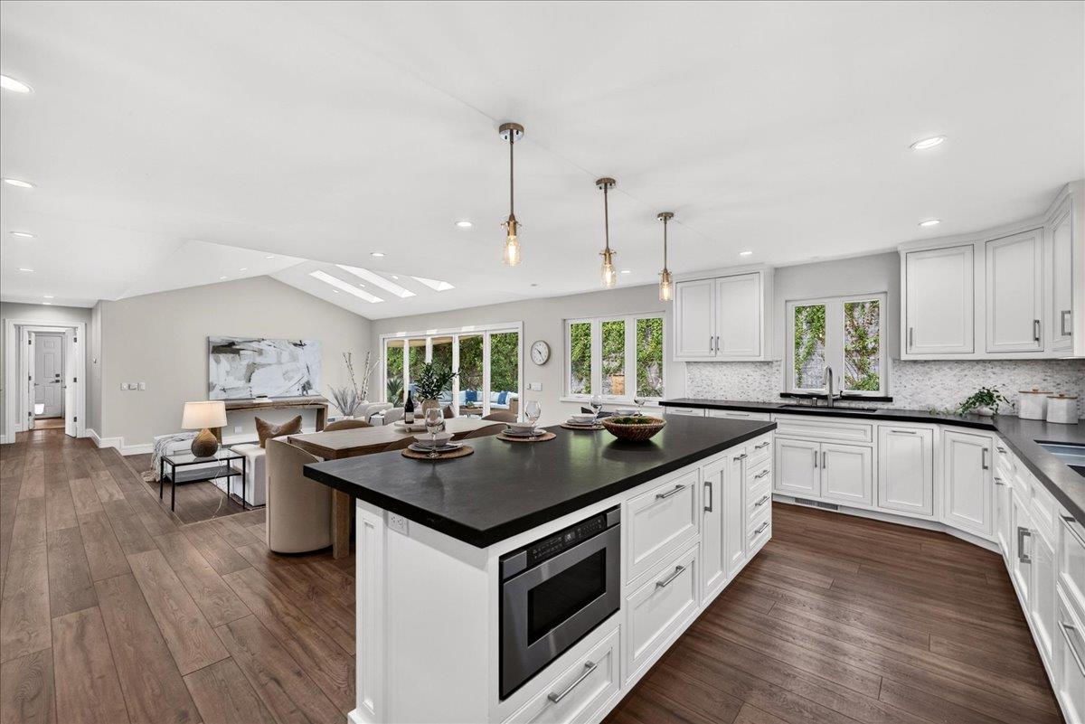 2705 Ramos Court, MountainView, CA 94040