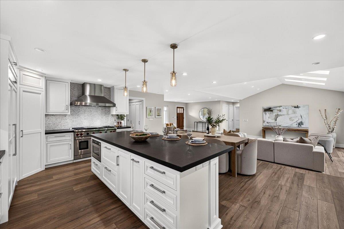 2705 Ramos Court, MountainView, CA 94040