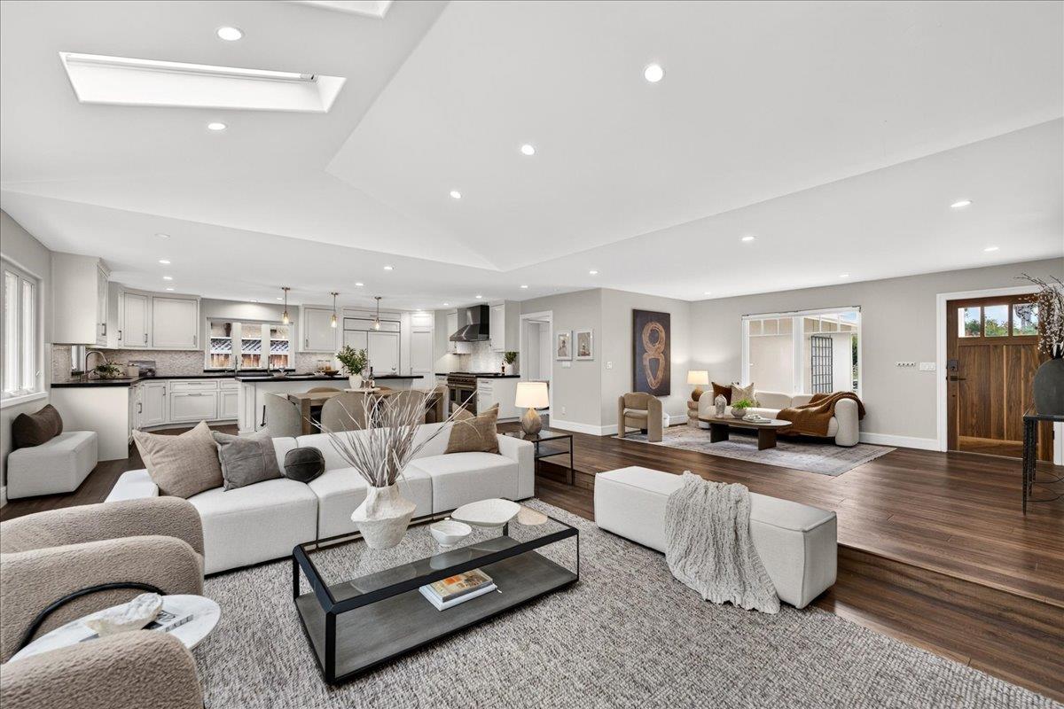 2705 Ramos Court, MountainView, CA 94040