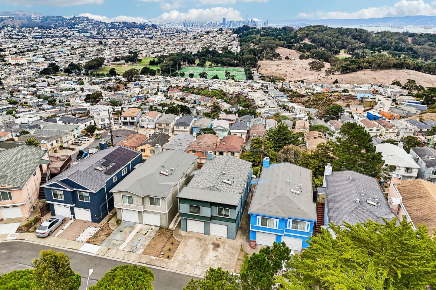 74 Dalerose Court, DalyCity, CA 94014