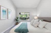 3325 Brittan Avenue, #10, SanCarlos, CA 94070