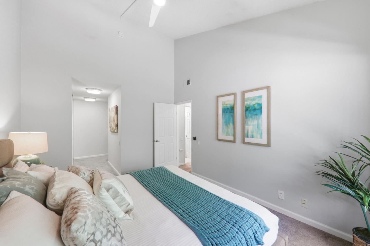 3325 Brittan Avenue, #10, SanCarlos, CA 94070