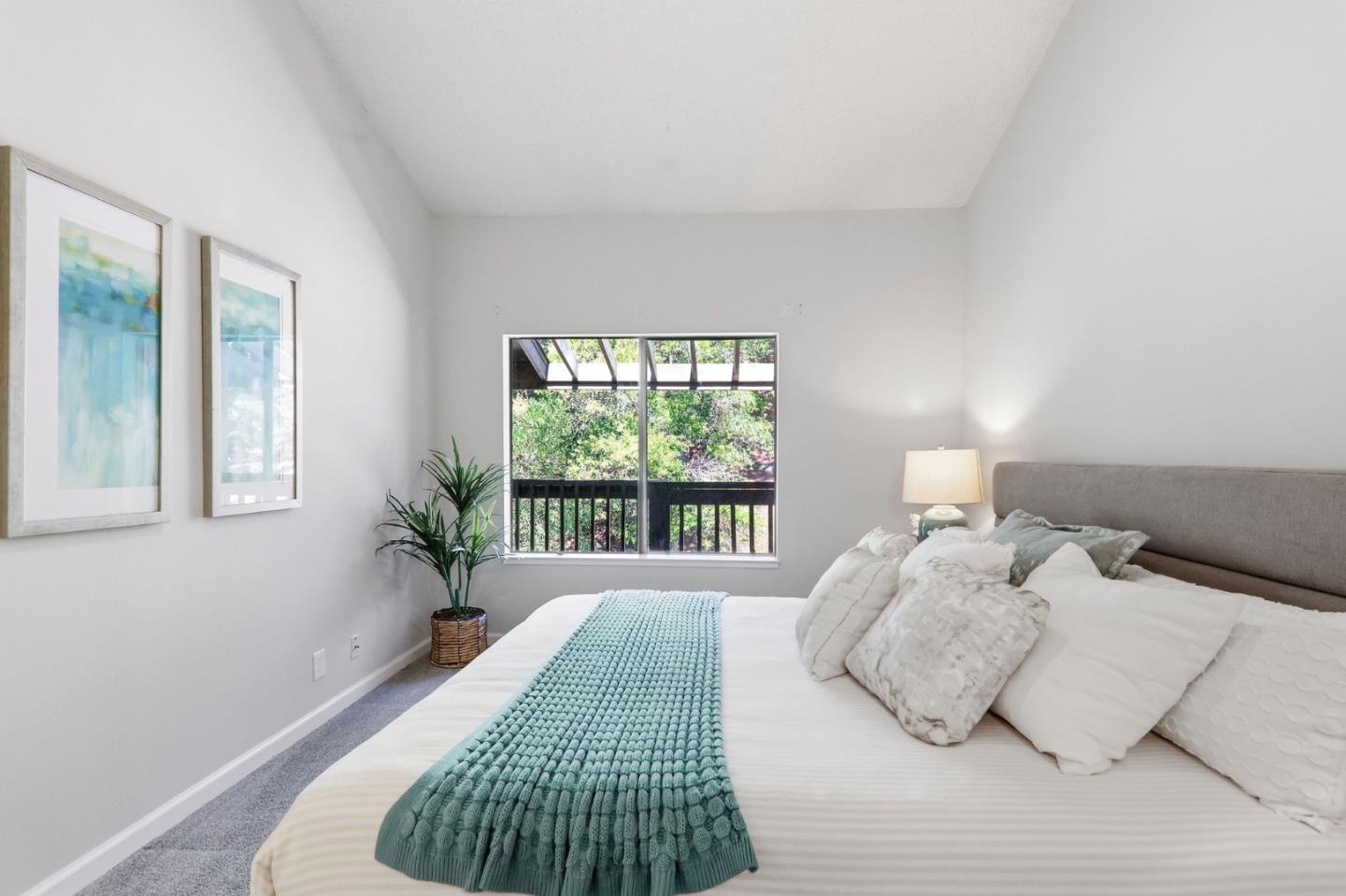 3325 Brittan Avenue, #10, SanCarlos, CA 94070