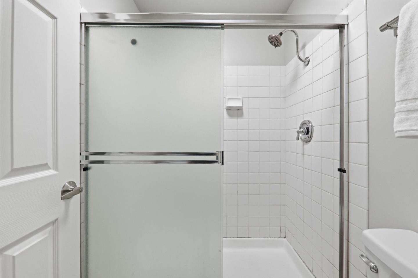 3325 Brittan Avenue, #10, SanCarlos, CA 94070
