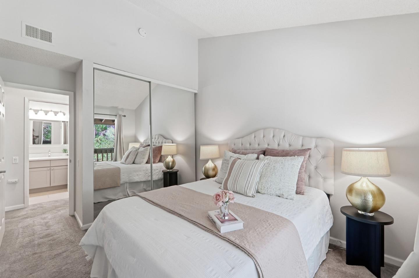 3325 Brittan Avenue, #10, SanCarlos, CA 94070