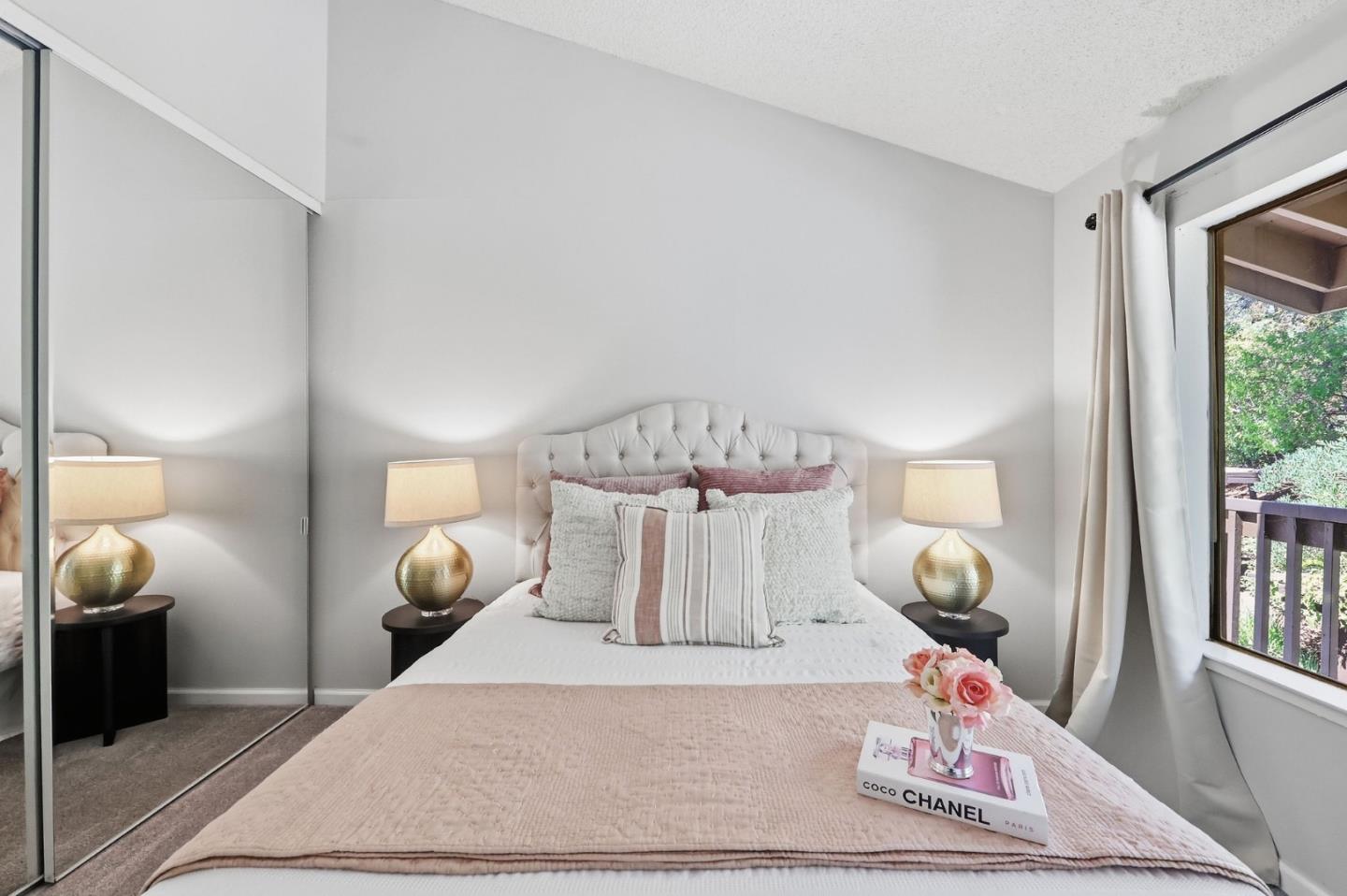 3325 Brittan Avenue, #10, SanCarlos, CA 94070