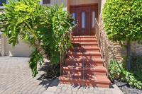 2460 Edith Avenue, RedwoodCity, CA 94061