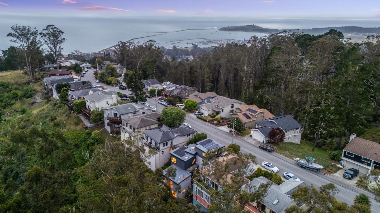 540 El Granada Boulevard, HalfMoonBay, CA 94019