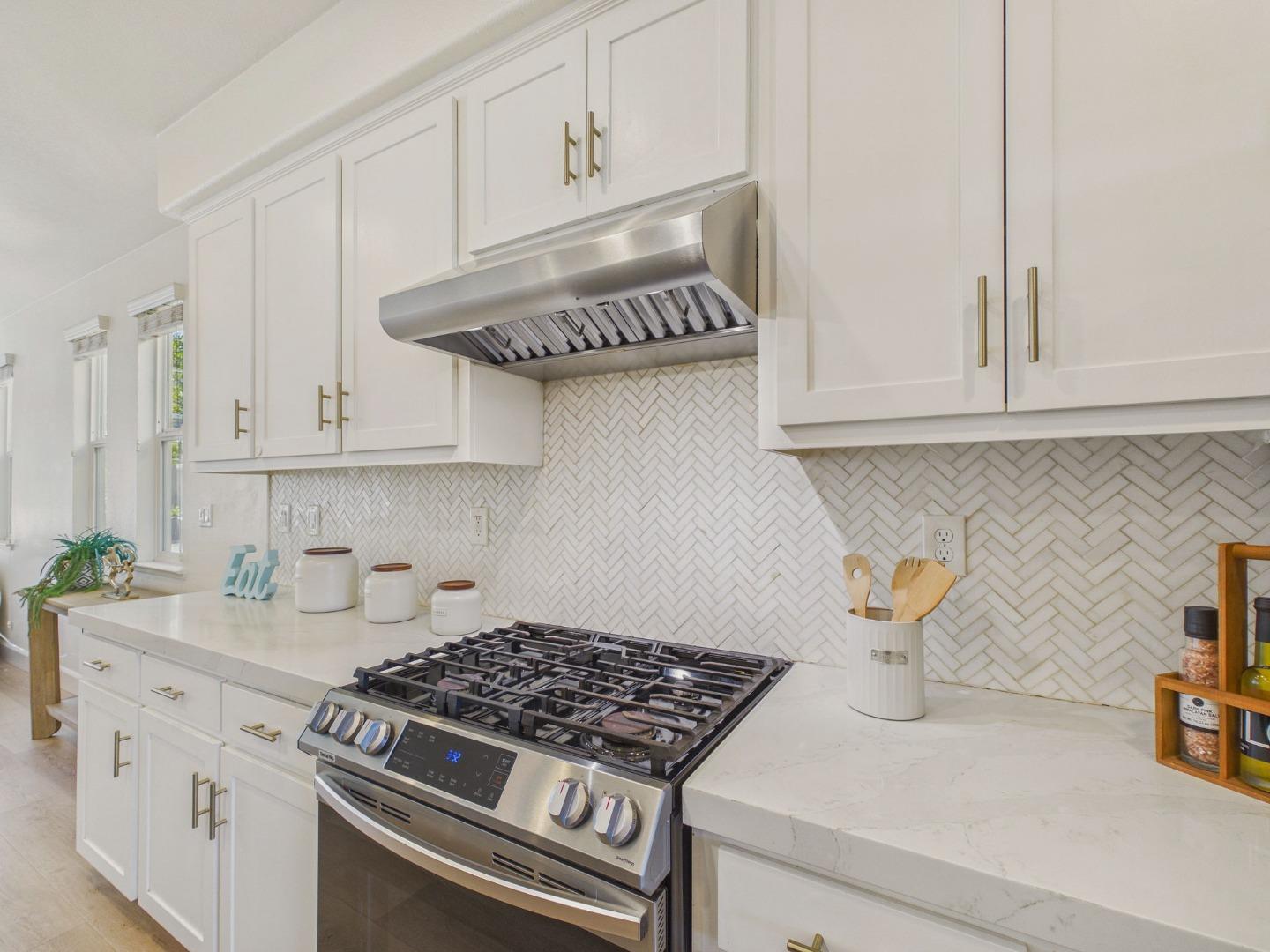 1867 Mccandless Drive, Milpitas, CA 95035