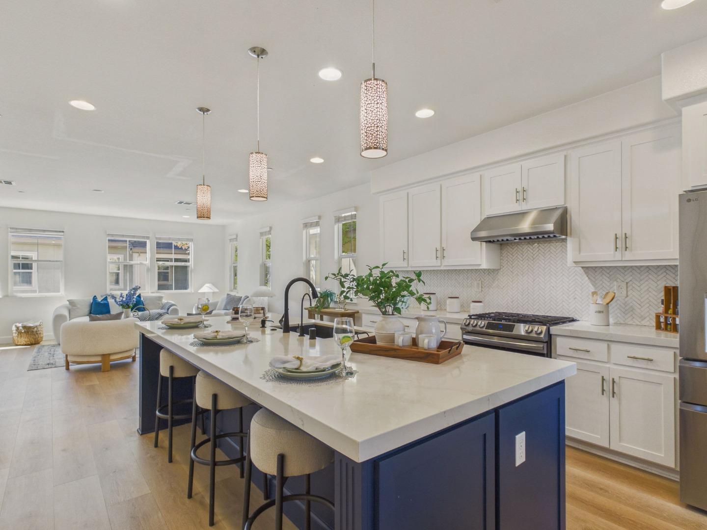 1867 Mccandless Drive, Milpitas, CA 95035