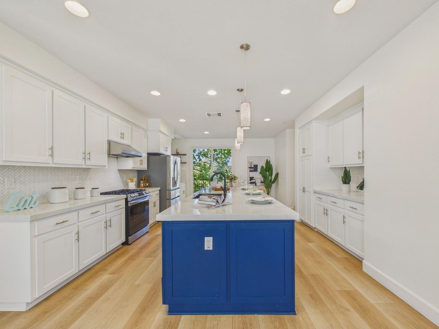 1867 Mccandless Drive, Milpitas, CA 95035