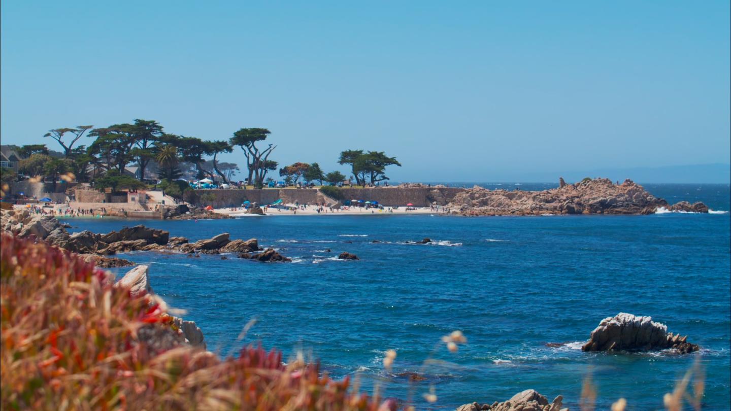 1019 Hillside Avenue, PacificGrove, CA 93950