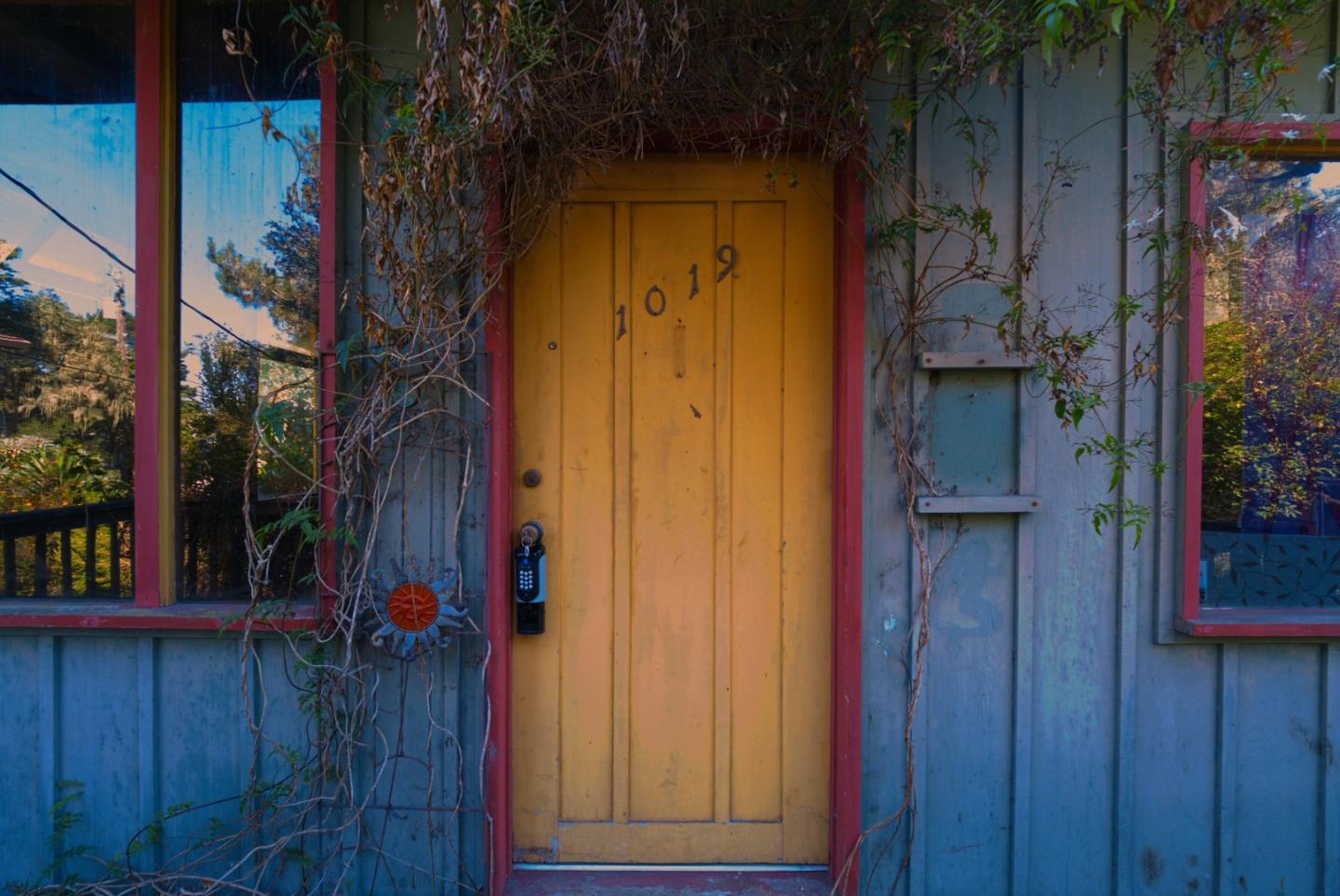 1019 Hillside Avenue, PacificGrove, CA 93950