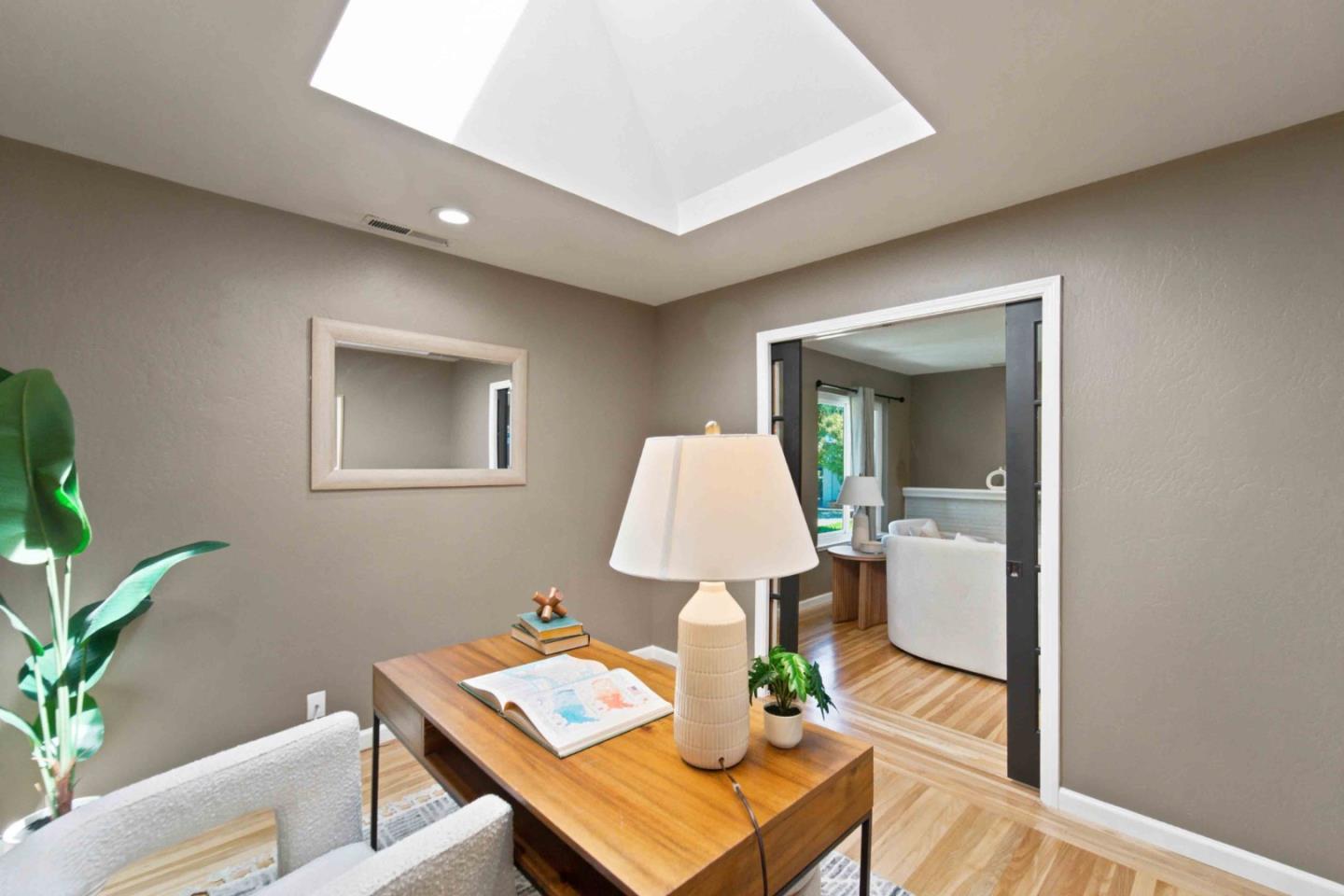 2092 Lynwood Terrace, SanJose, CA 95128