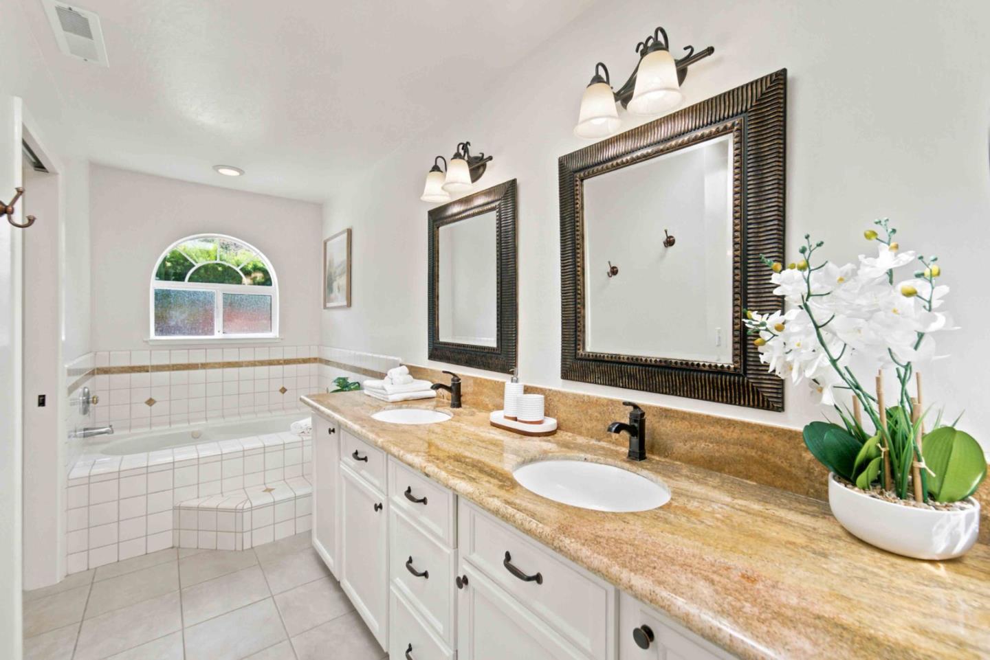 2092 Lynwood Terrace, SanJose, CA 95128