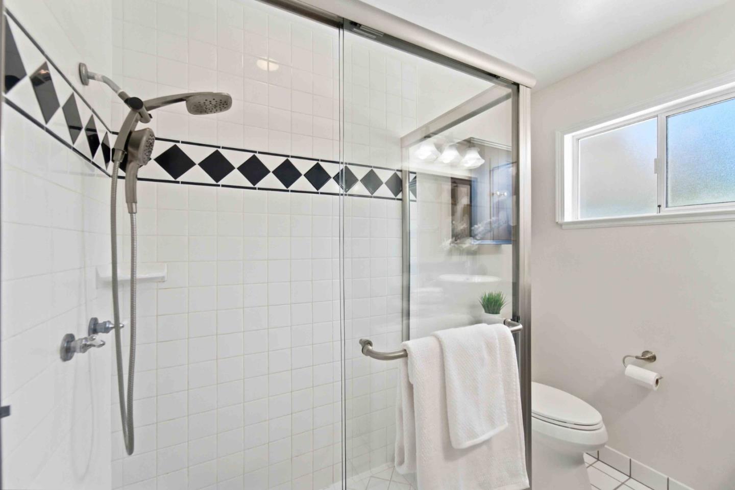 2092 Lynwood Terrace, SanJose, CA 95128