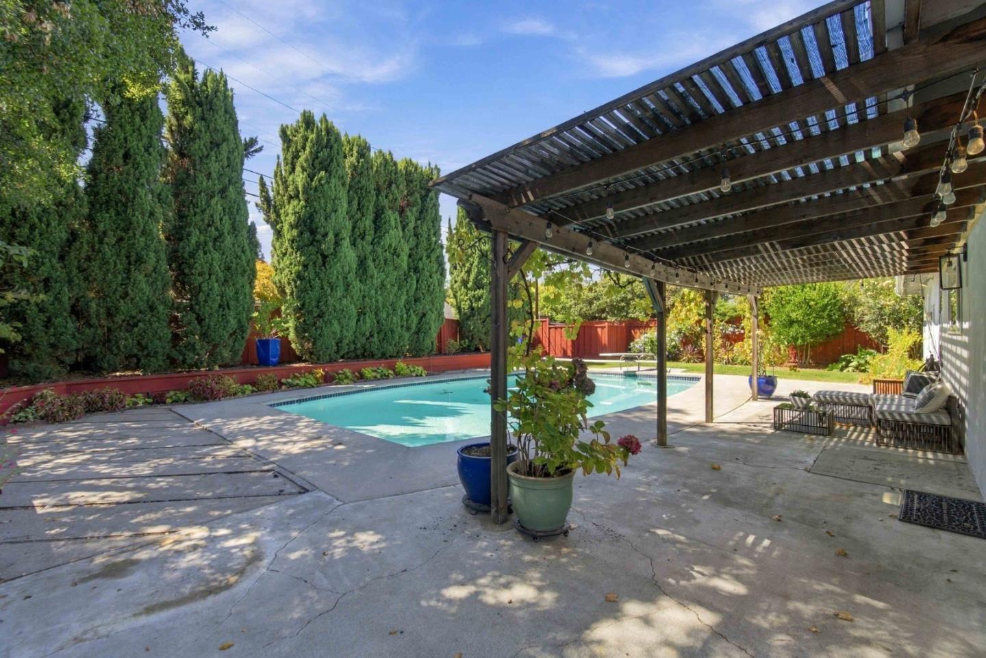 2092 Lynwood Terrace, SanJose, CA 95128