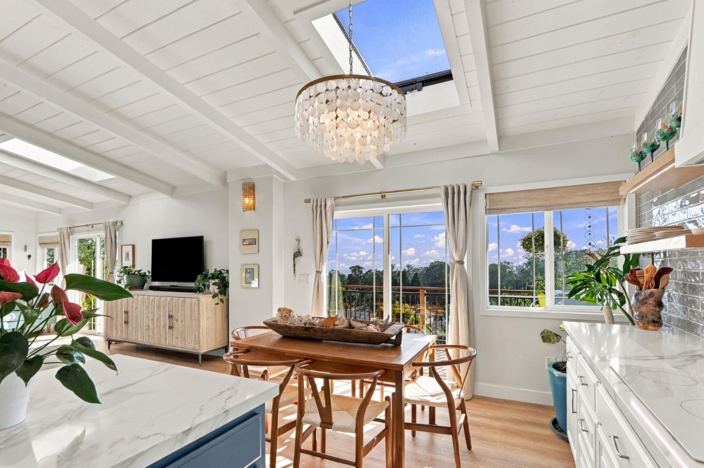 420 Vista Del Mar Drive, Aptos, CA 95003