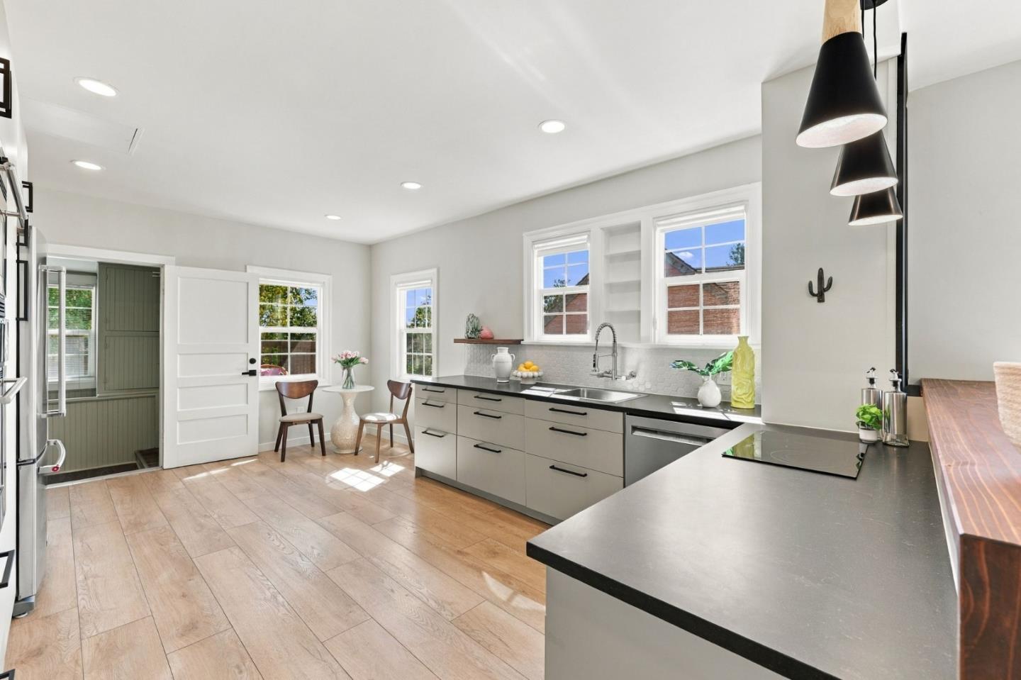4120 35th Avenue, Oakland, CA 94619